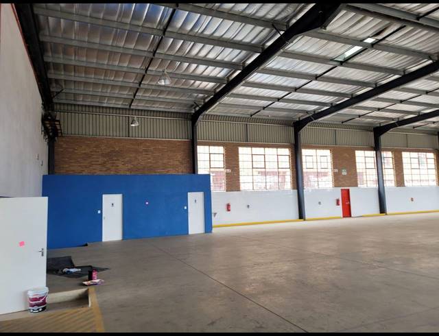 1,250M² WAREHOUSE TO LET IN CHLOORKOP